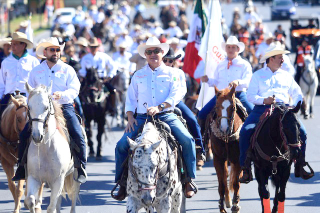 Celebra Guadalupe con cabalgata su aniversario