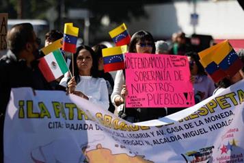 Protestan en embajada de EU en M&eacute;xico tras ataques