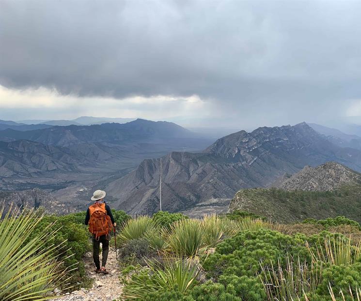 Emite PC recomendaciones para un senderismo seguro