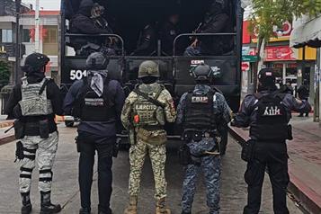 Caen 157 policías por presuntos vínculos criminales en Chiapas
