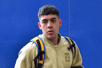 Da Tigres salida a Parra y a Pizzuto