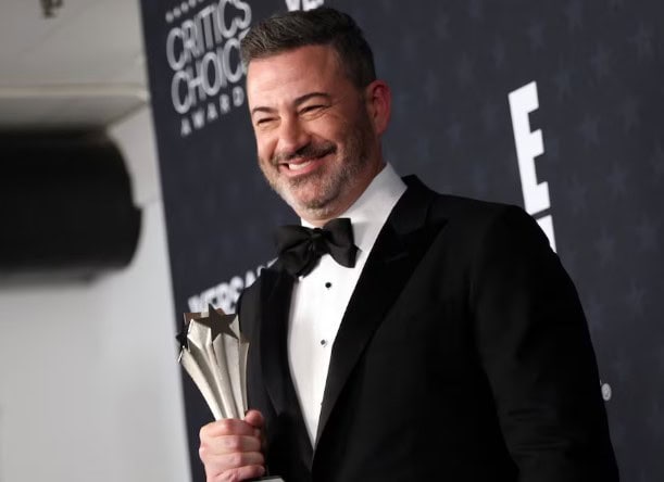 Dedica Jimmy Kimmel su premio a Donald Trump Dedica Jimmy Kimmel su premio a Donald Trump