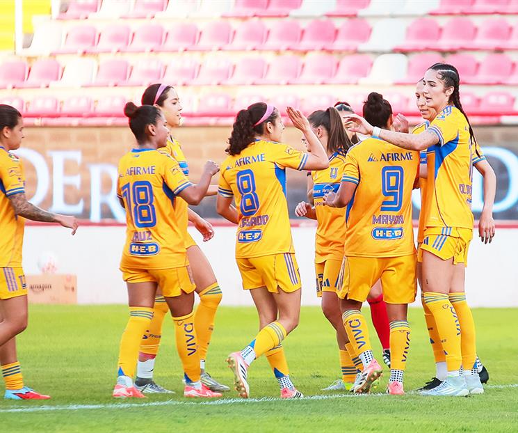 Arrancan Amazonas con goleada frente a Necaxa Arrancan Amazonas con goleada frente a Necaxa