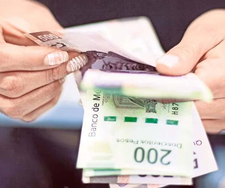 Invierten migrantes en M&eacute;xico ante la baja en remesas