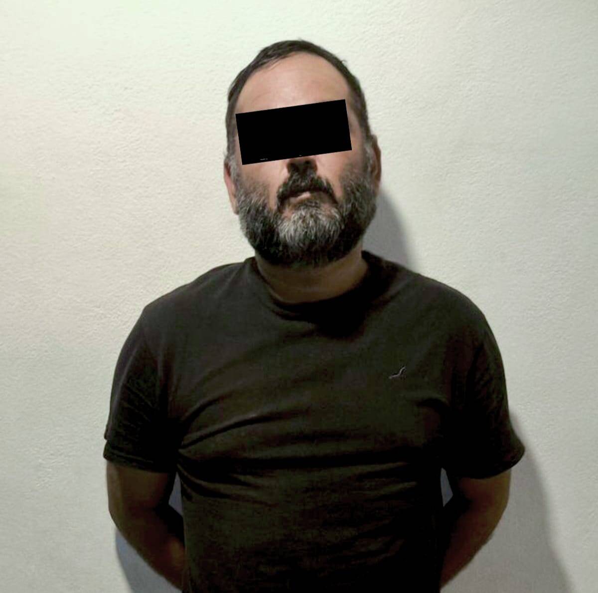 A unas horas de presuntamente comprar una camioneta que result&oacute; ser robada, un hombre fue detenido por elementos de la Polic&iacute;a de Guadalupe tras ser detectada la unidad por el C-4.