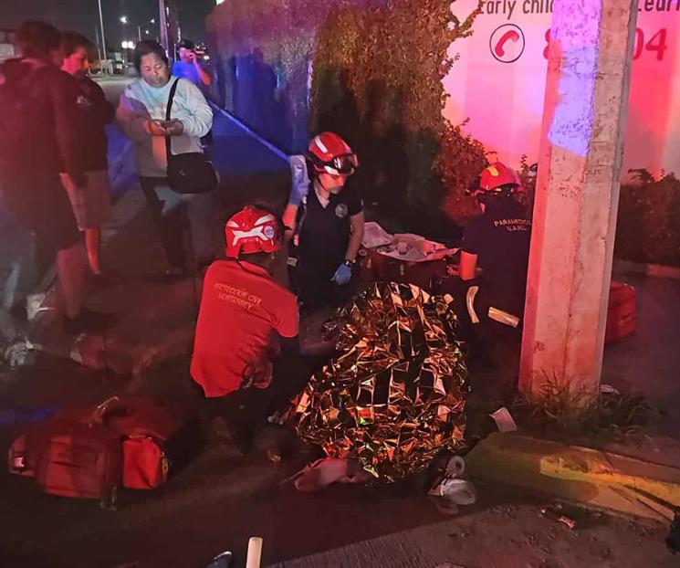 Deja choque entre motos tres heridos