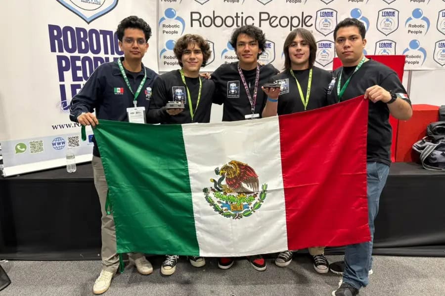Mexicanos son campeones en torneo de rob&oacute;tica de LATAM