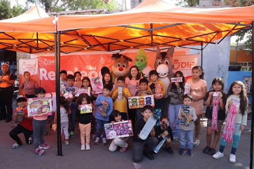 Llegan los Reyes Magos gracias al DIF NL