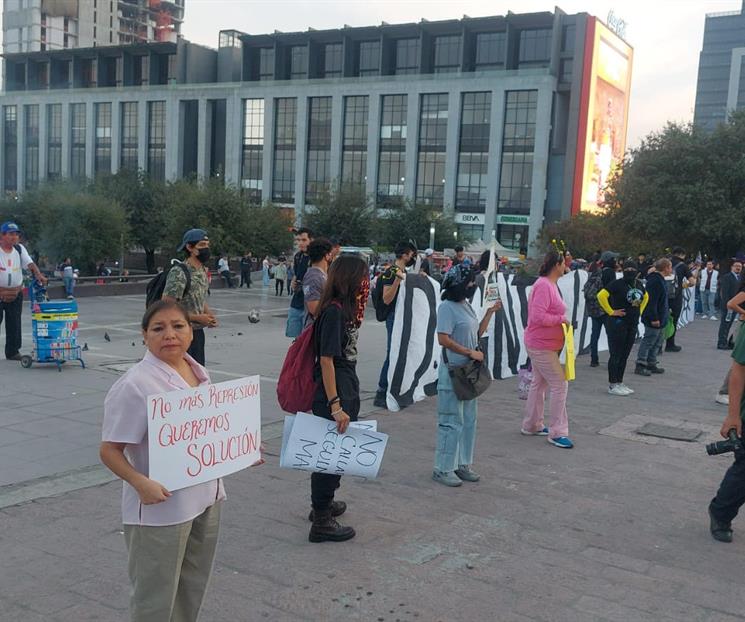 Protestan por incrementos graduales del transporte p&uacute;blico