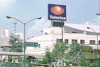 Vende Azc&aacute;rraga Jean acciones minoritarias de Televisa