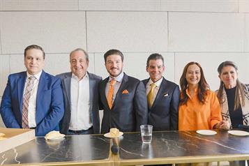 Presenta Samuel a Ulises Carl&iacute;n como encargado de la Tesorer&iacute;a