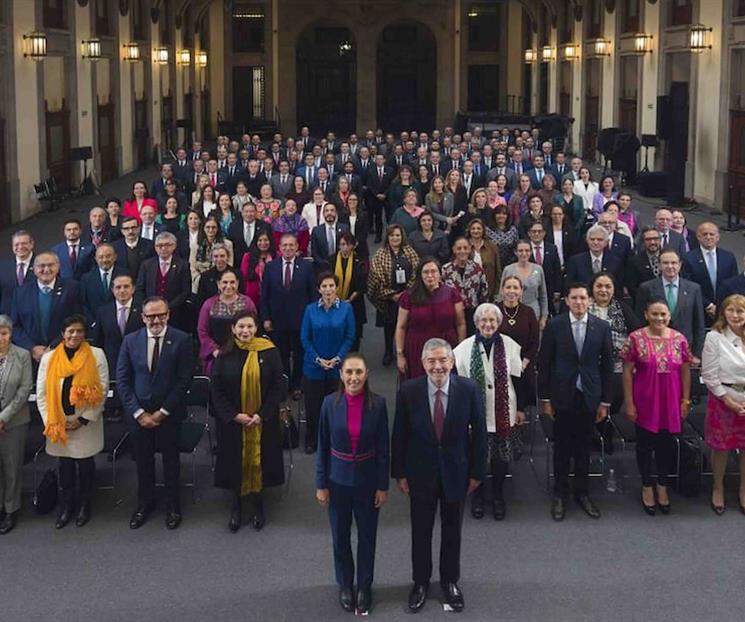 Pide Sheinbaum a diplomáticos defender soberanía en el exterior Pide Sheinbaum a diplomáticos defender soberanía en el exterior