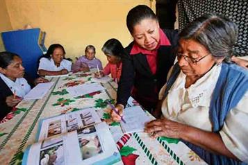 Publica SEP convocatoria de voluntarios para atender rezago