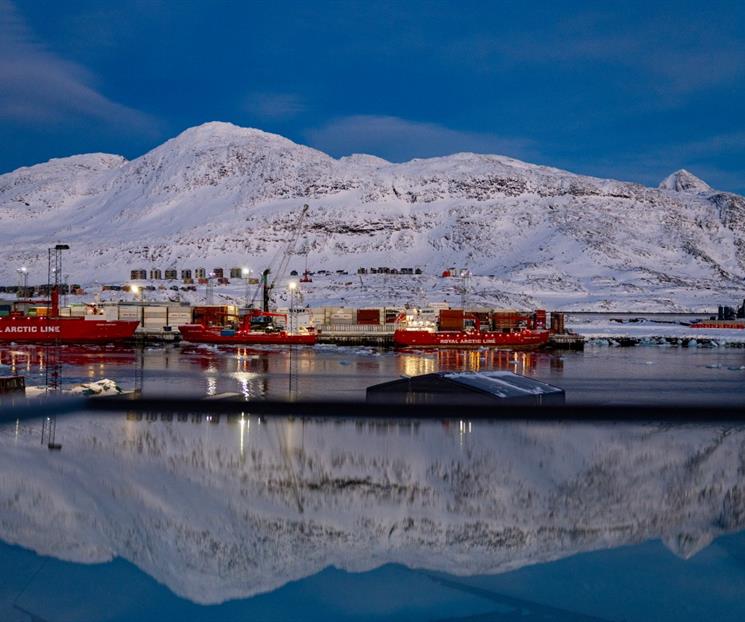 Planea Trump comprar Groenlandia a Dinamarca