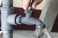 Ampl&iacute;an plazo para regular las concesiones de agua