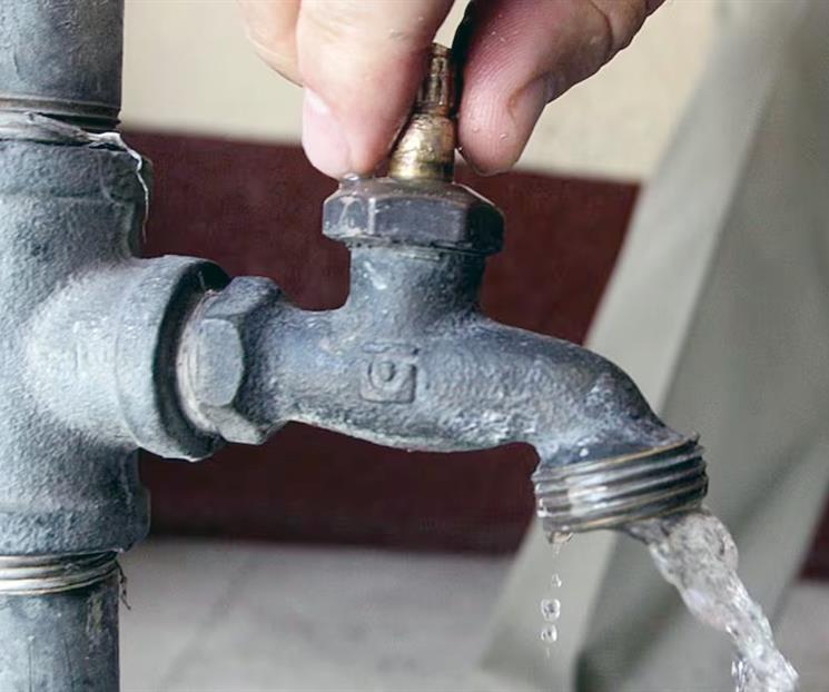 Ampl&iacute;an plazo para que productores regularicen concesiones de agua