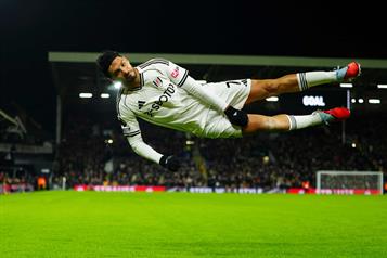 Anota Ra&uacute;l Jim&eacute;nez en victoria del Fulham ante el Chelsea