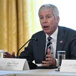 Controlar&aacute; EU venta de crudo venezolano indefinidamente