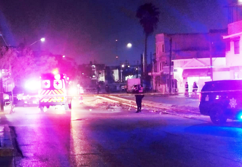 Atacan a sujeto a balazos