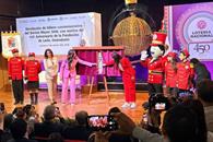 Develan billete conmemorativo por el 450 aniversario Develan billete conmemorativo por el 450 aniversario