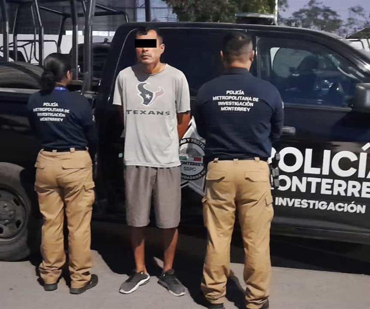 Aprehenden a sujeto que arrastra con auto a su pareja Aprehenden a sujeto que arrastra con auto a su pareja