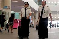 Pilotos extranjeros dejarían de volar aeronaves mexicanas: ASPA Pilotos extranjeros dejarían de volar aeronaves mexicanas: ASPA