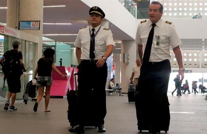 Pilotos extranjeros dejar&iacute;an de volar aeronaves mexicanas: ASPA