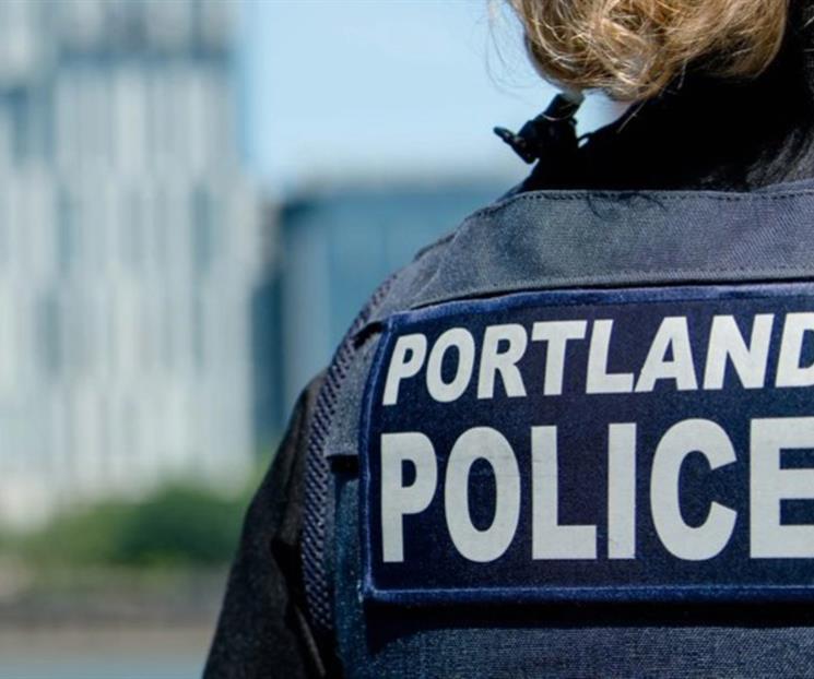 Hieren agentes federales a dos personas en Portland, EU Hieren agentes federales a dos personas en Portland, EU