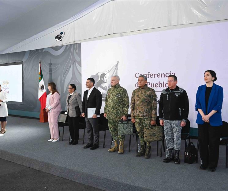 Reconoce a titulares de SSPC, Semar y Sedena como patriotas Reconoce a titulares de SSPC, Semar y Sedena como patriotas