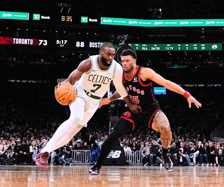 Boston se impone a Toronto