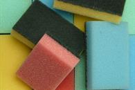 &iquest;Por qu&eacute; recomiendan poner una esponja en la lavadora?