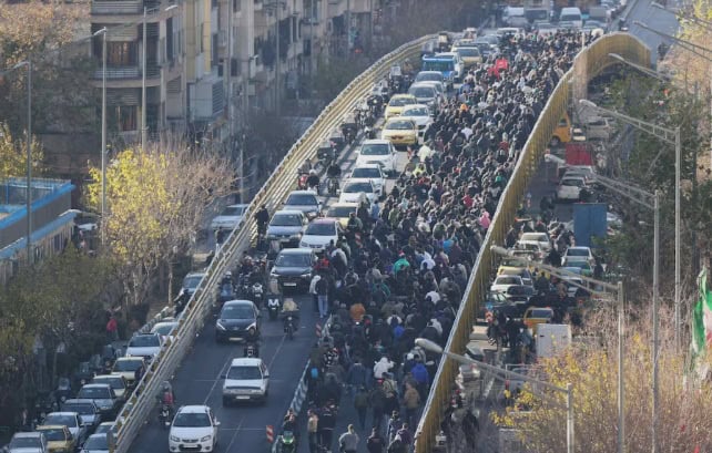 &iquest;Qu&eacute; est&aacute; pasando en Ir&aacute;n?; aumentan protestas