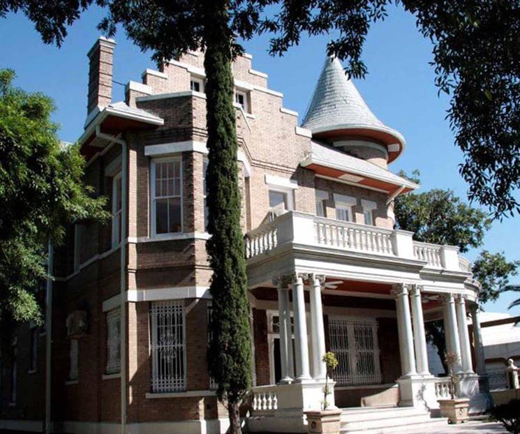 Lanzan convocatoria del Centro de Creaci&oacute;n Literaria