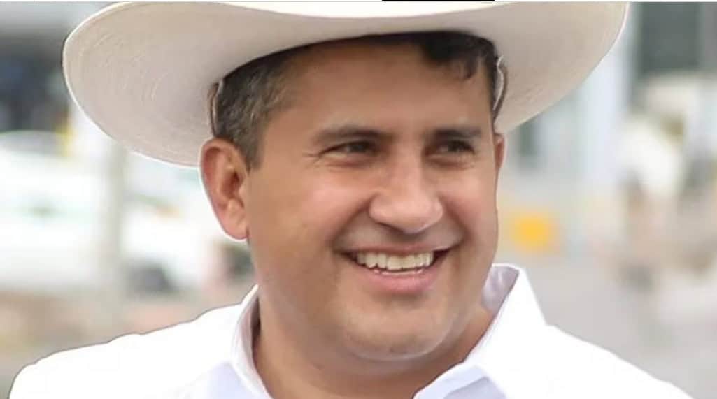 Tras declarar ante MP, queda en libertad secretaria de Grecia Quiroz