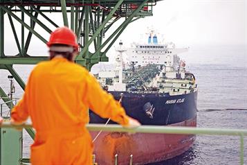 Llega a Cuba petrolero de Pemex con 85,000 barriles