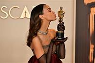 Es Zoe Salda&ntilde;a, la actriz m&aacute;s taquillera en la historia del cine