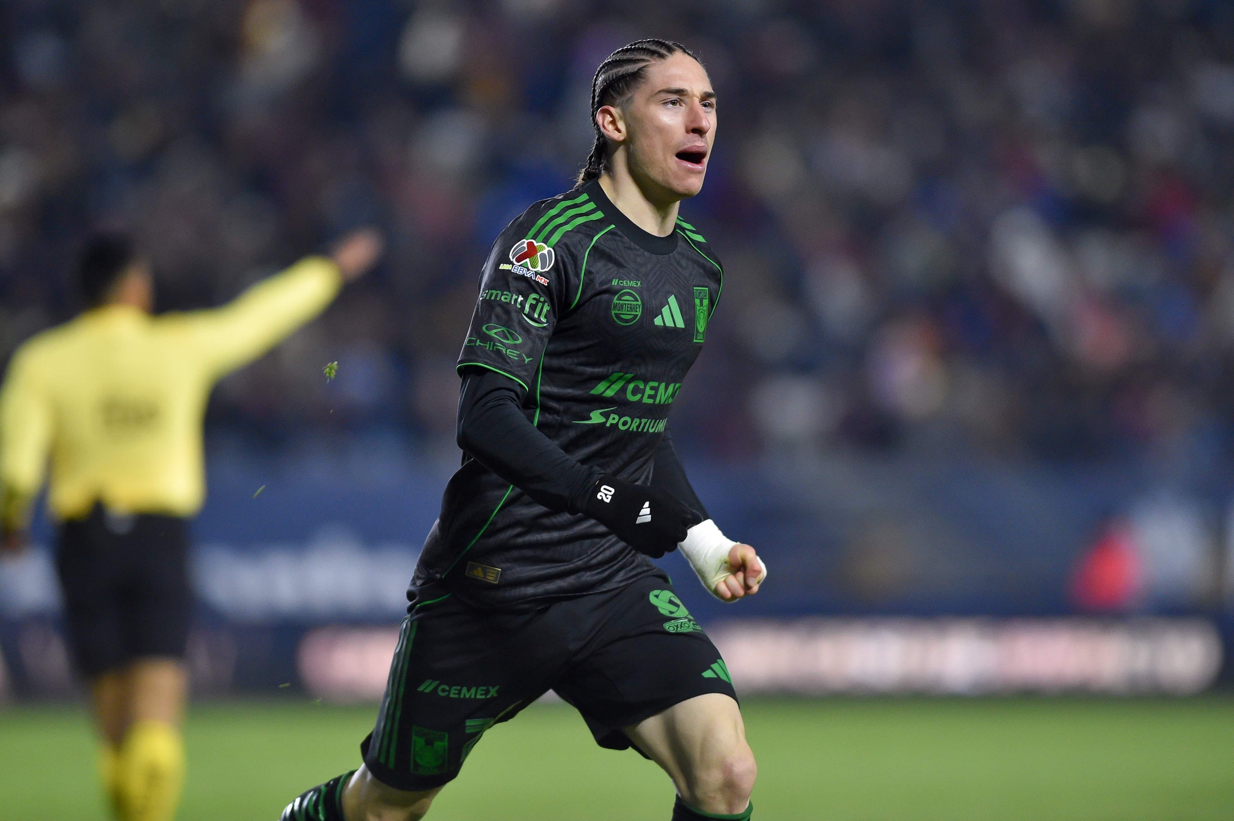 Marcelo Flores hace doblete.