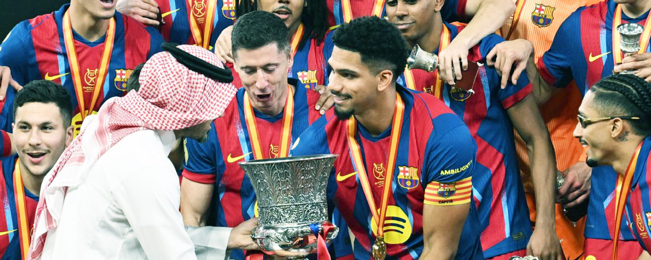 Derby espa&ntilde;ol y Supercopa fueron para Barcelona