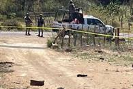 Deja enfrentamiento tres polic&iacute;as heridos en Mina