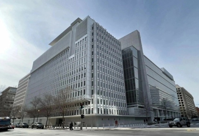 Recorta Banco Mundial pron&oacute;stico del PIB a 1.3%