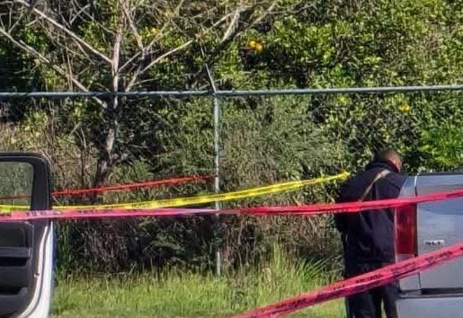 En el momento en que trabaja en el taller de una l&iacute;nea de fletes, un hombre muri&oacute; al caerle encima una caja de tr&aacute;iler que no soport&oacute; el gato hidr&aacute;ulico, ayer en el municipio de Allende.