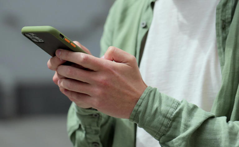 Exige PRI frenar registro obligatorio de l&iacute;neas telef&oacute;nicas