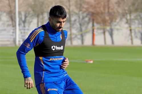 Ir&aacute;n L&aacute;inez, Correa y Diego S&aacute;nchez de inicio ante Toluca 