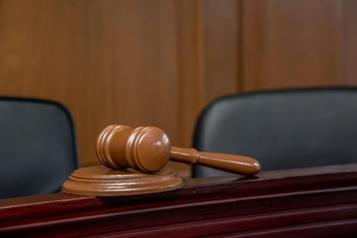 TDJ cesa a secretario en funciones de magistrado