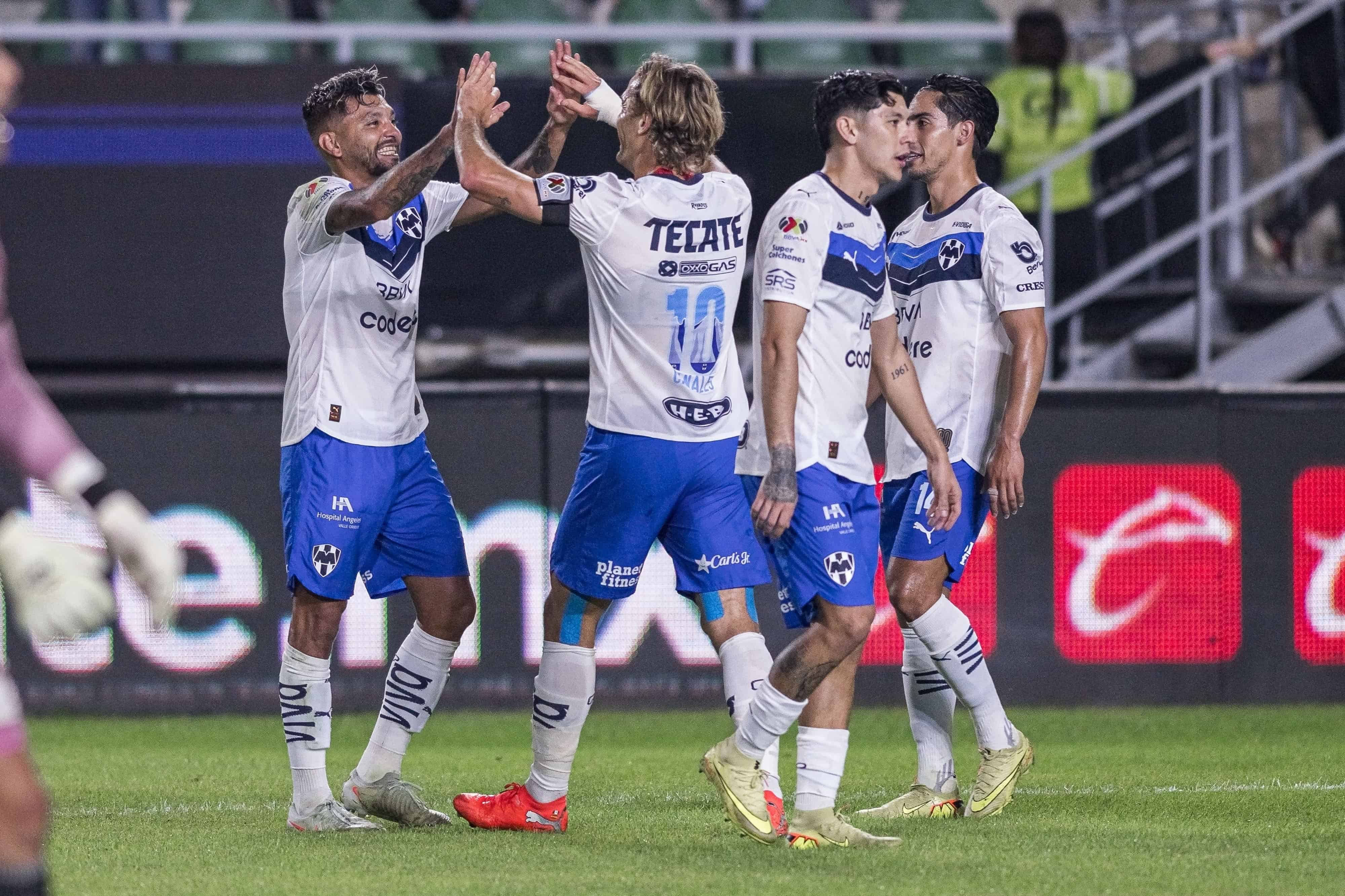 Jes&uacute;s Corona hace el 1-0.