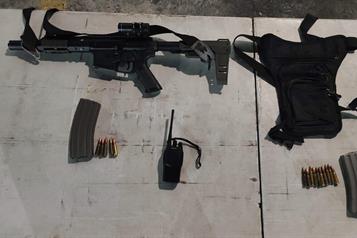 Cae pareja con arma de fuego