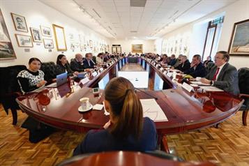 Dialoga Sheinbaum con economistas en Palacio