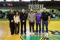 Conviven ex-futbolistas con j&oacute;venes