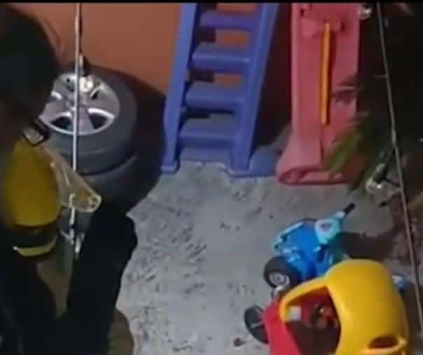 Rescatan a hombre de incendio