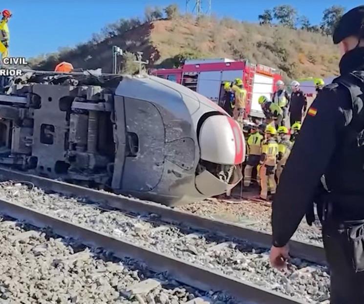Aumenta a 40 cifra de personas fallecidas por choque de trenes